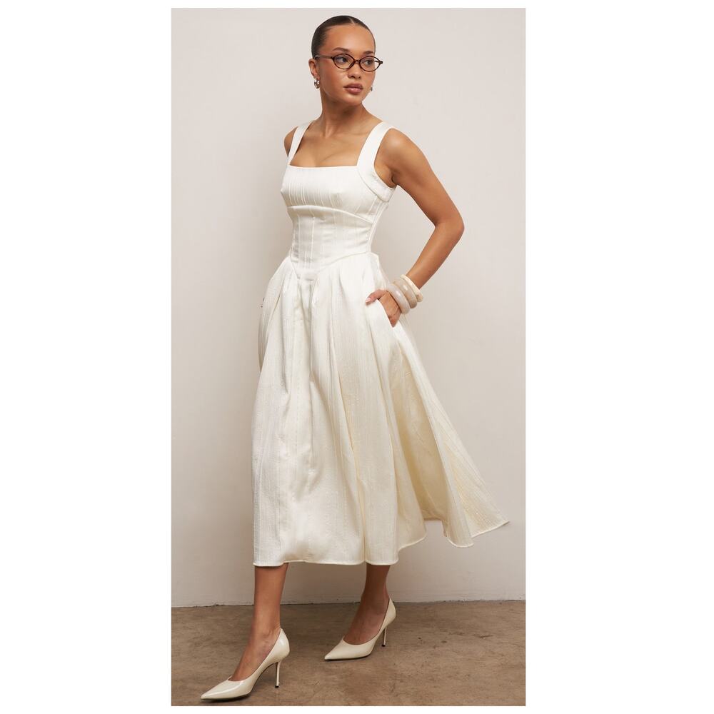 NEW HOUSE OF CB Isabeau Textured Voluminous Fit & Flare Midi Dress Size XS